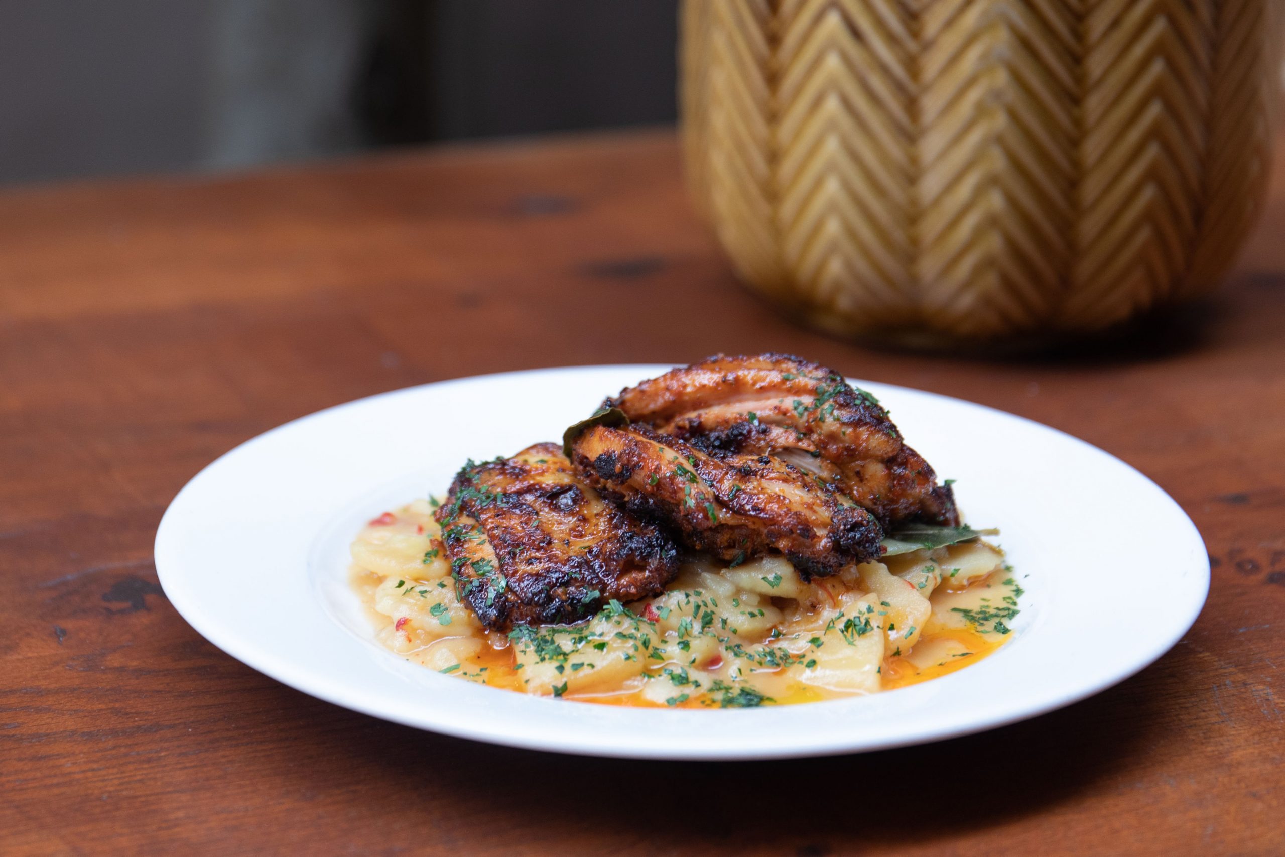 Estrella Galicia Roasted Chicken Thighs - Estrella Galicia UK